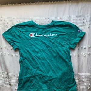 XS Champion T-shirt!